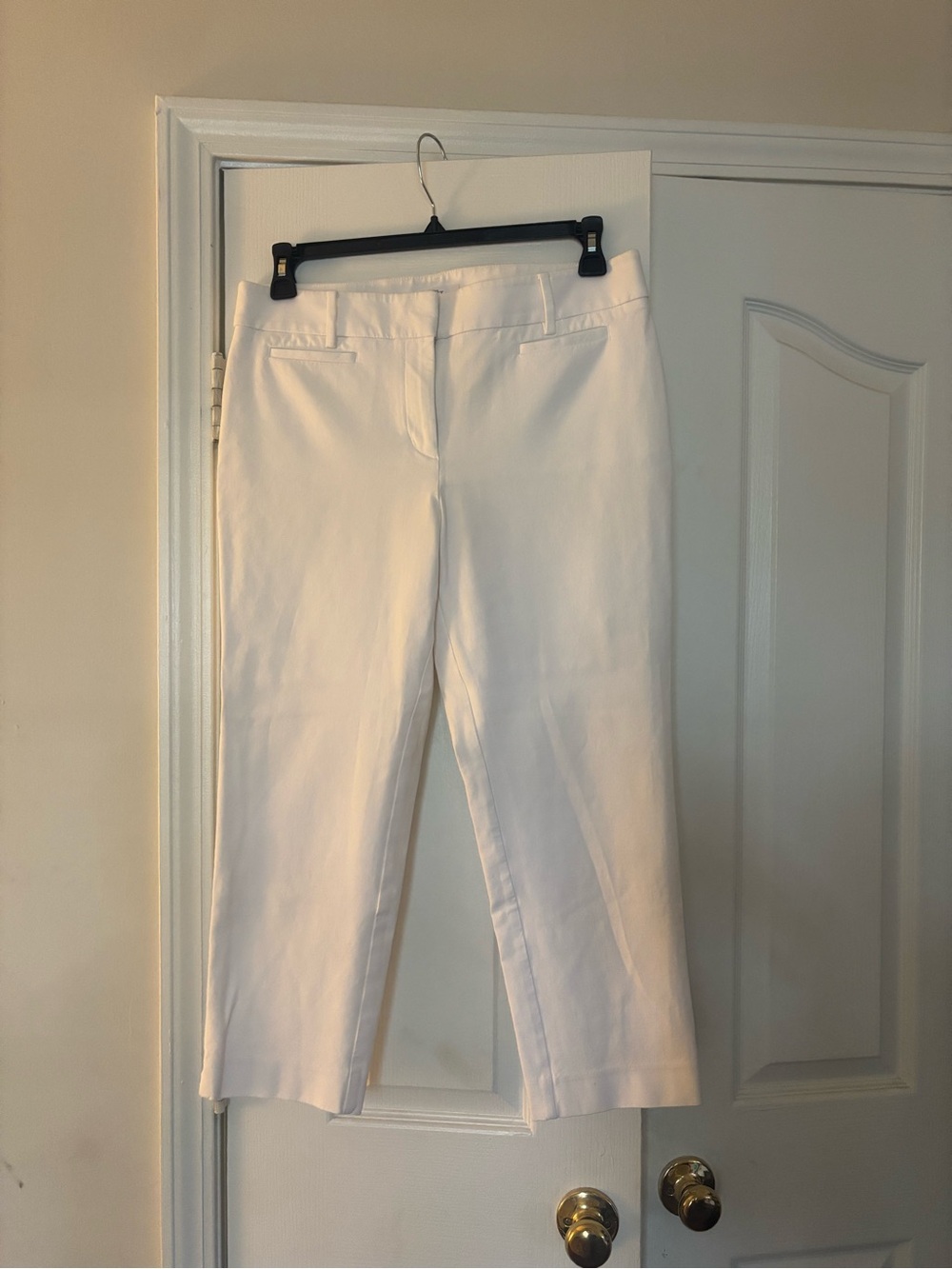 LOFT Julie White Cropped Straight-Leg Pants